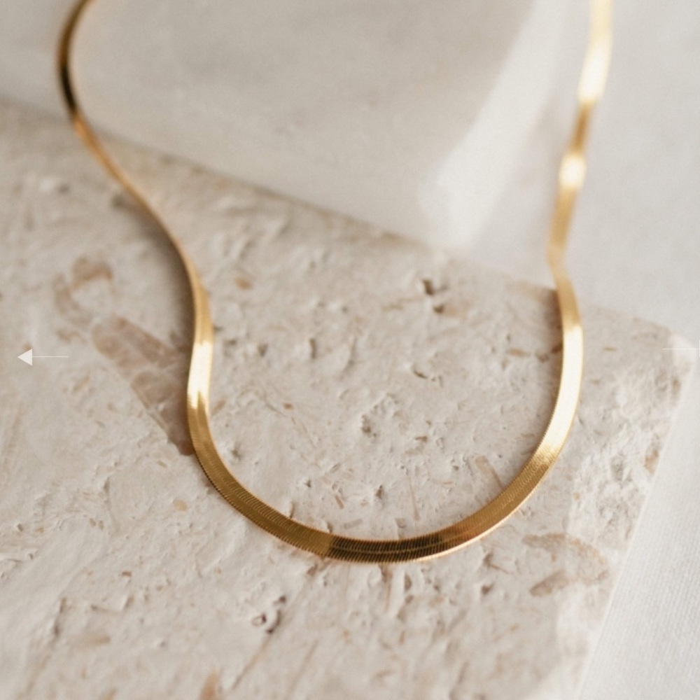 NEW NECKLACE 18K GOLD HERRINGBONE CHAIN NECKLACE - Picture 4 of 6